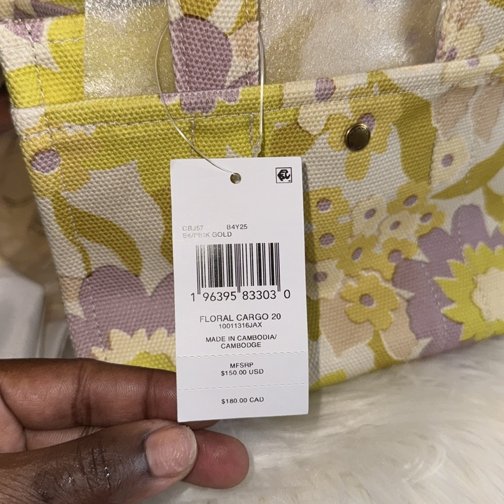 Coach Cargo Tote Bag 20 With Floral Print NWT sold out!!!!! - Picture 12 of 12